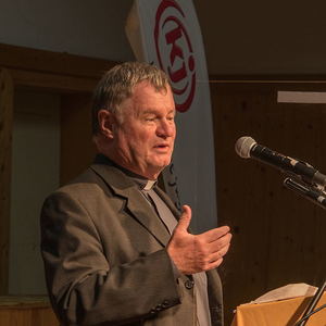 Gedenkfeier an die Opfer des ehemaligen KZ Außenlagers Ternbergzum Thema „Menschlichkeit ohne Grenzen“Bild: Bischof Dr. Manfred ScheuerFoto: Haijes 