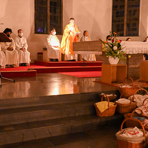 Osternacht-Feier in der Pfarrkirche Kirchdorf an der KremsFoto Haijes