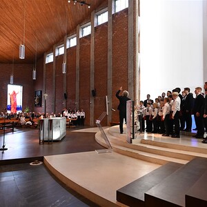 Pfarrgottesdienst mit den St.-Martins-Chorknaben Biberach