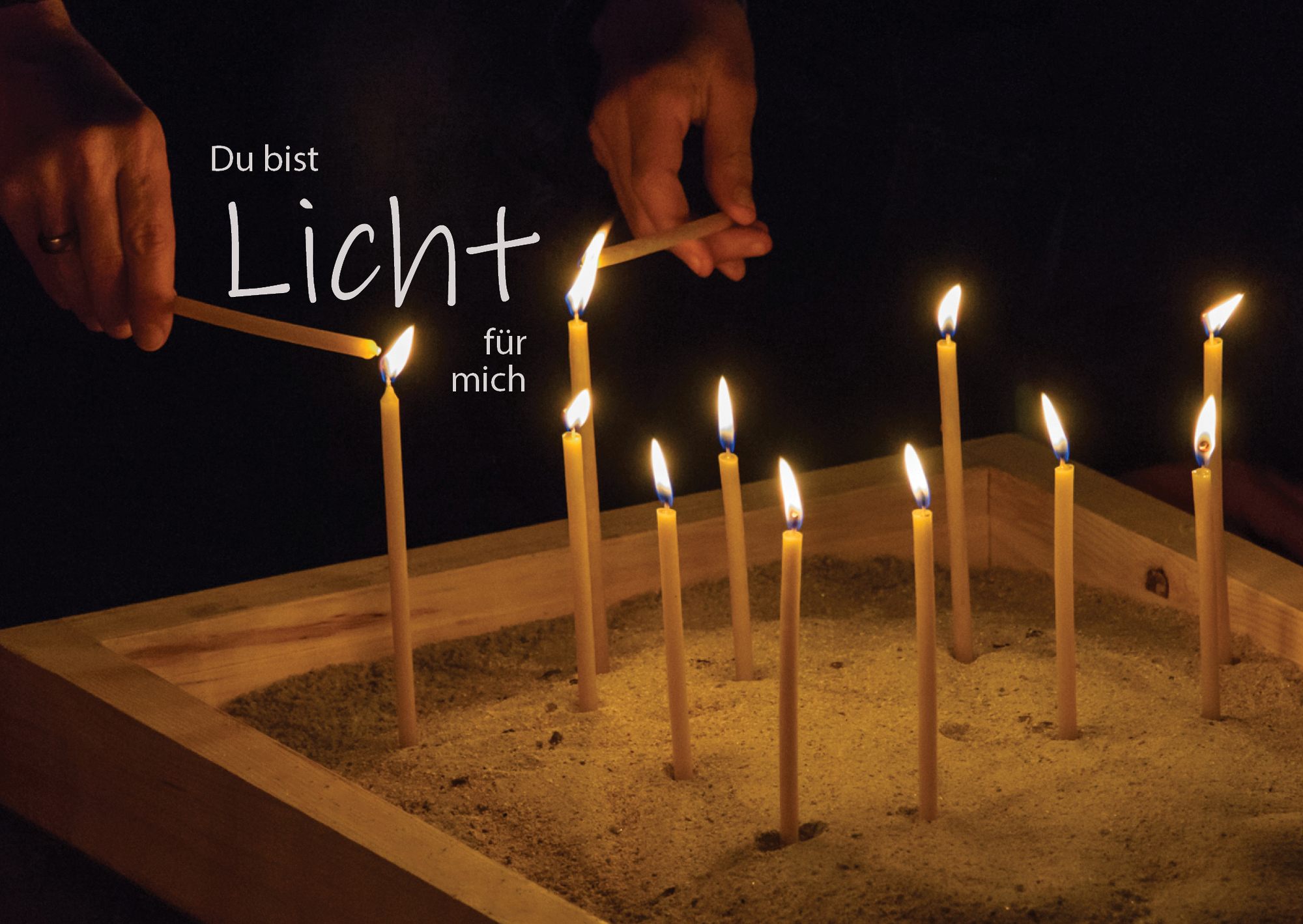 1000 Lichter - 1000 Postkarten, eine Aktion der Pfarre Kirchdorf/Krems zur Nacht der 1000 Lichter am Vorabend von AllerheiligenFoto Jack Haijes