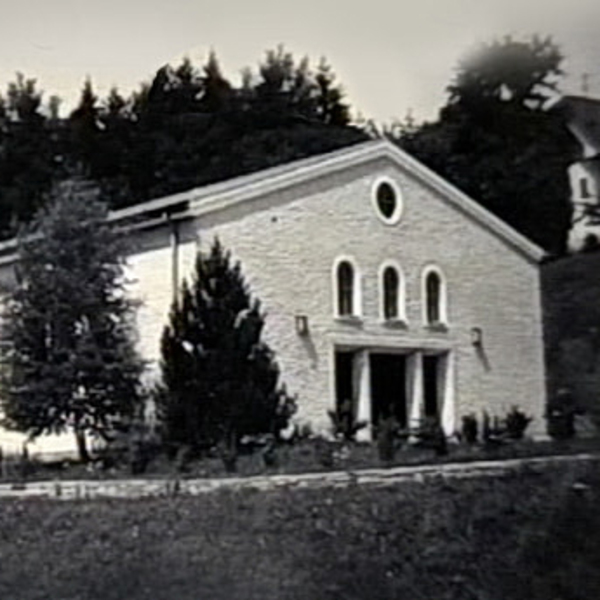 Unsere Geschichte / © Pfarre Steyrermühl Historische Kirche