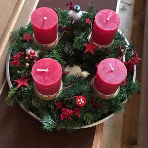 Adventkranzweihe in Burgkirchen