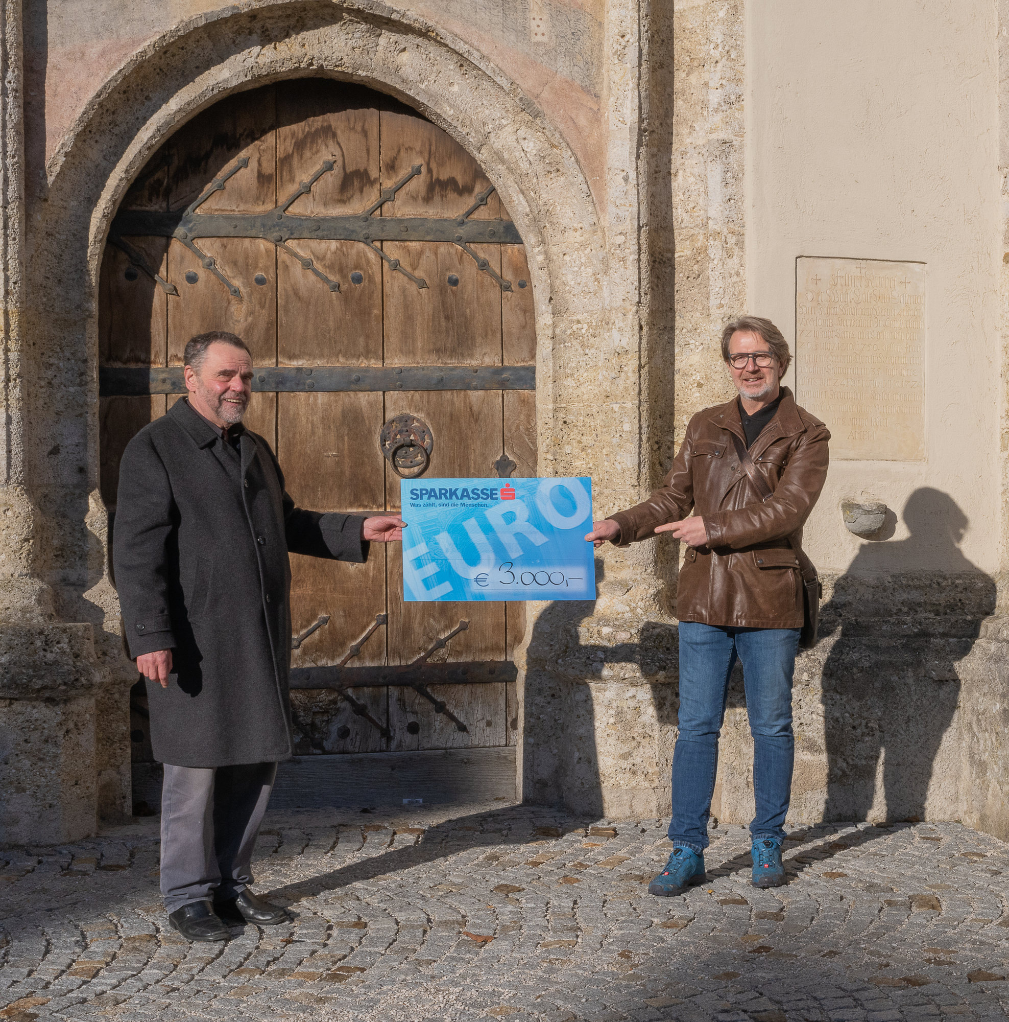Rotary spendet Pfarre Kdf