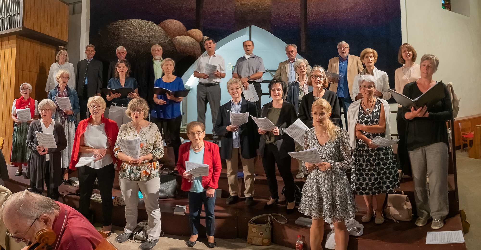 Kirchenchor singt zum ersten Mal nach langer Zeit wieder im Gottesdienst