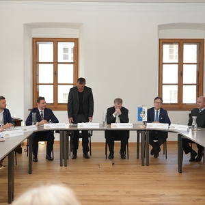 Pressekonferenz und Segnung Basilikadach