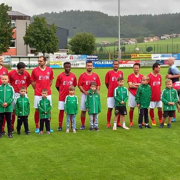 Priester-Fußball-Benefiz